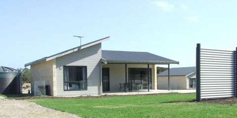 Jalilla Village - Accommodation in Bendigo 0