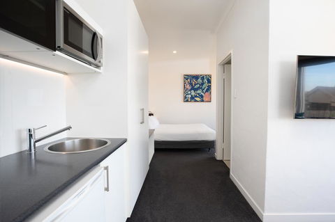 Bay 10 - Suites And Apartments - Accommodation in Bendigo 1