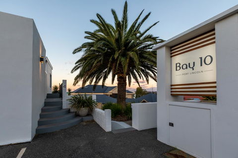 Bay 10 - Suites And Apartments - Accommodation in Bendigo 21