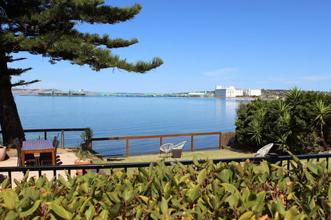 Bay 10 - Suites And Apartments - Accommodation in Bendigo 25