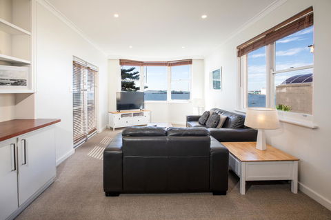 Bay 10 - Suites And Apartments - Accommodation in Bendigo 33