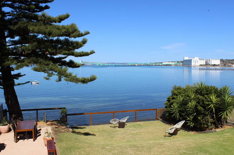 Bay 10 - Suites And Apartments - Accommodation in Bendigo 0