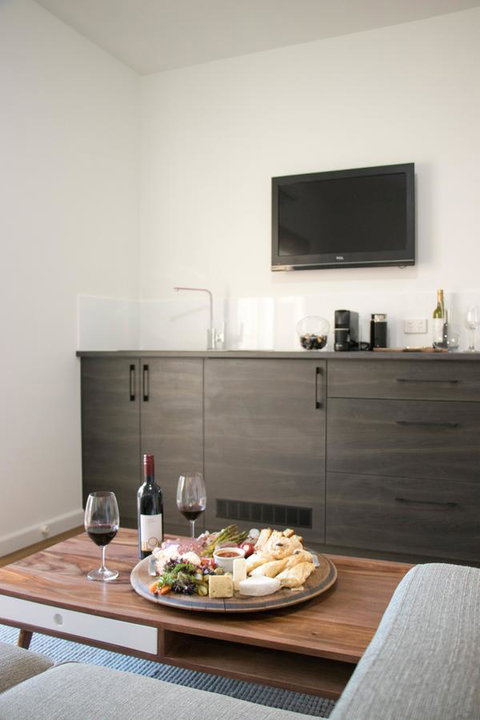 A Coonawarra Experience - Accommodation in Bendigo 9
