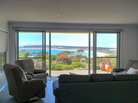 Emu Bay Holiday Homes - Accommodation in Bendigo 20