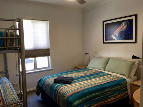 Emu Bay Holiday Homes - Accommodation in Bendigo 18