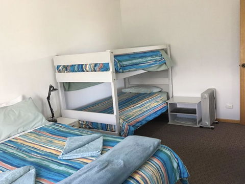 Emu Bay Holiday Homes - Accommodation in Bendigo 12