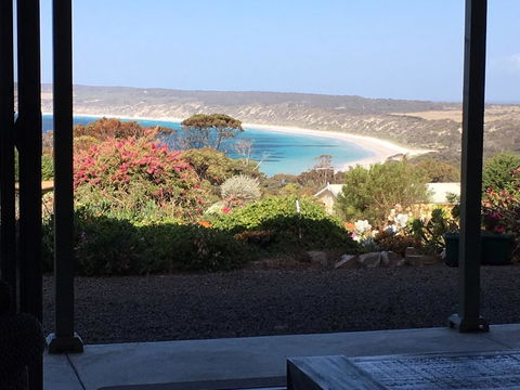 Emu Bay Holiday Homes - Accommodation in Bendigo 31
