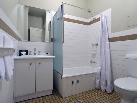 Mansions On Pulteney - Accommodation in Bendigo 8