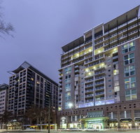 Oaks Embassy - Accommodation in Bendigo