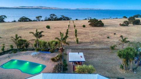 Doyles On The Bay - Accommodation in Bendigo 3