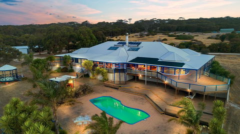 Doyles On The Bay - Accommodation in Bendigo 1