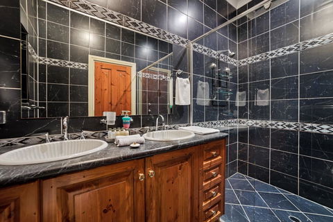 Doyles On The Bay - Accommodation in Bendigo 27