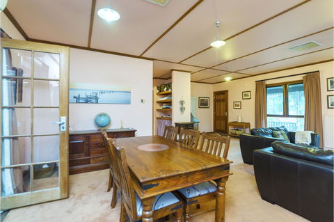 Rustic On 13th - Accommodation in Bendigo 7