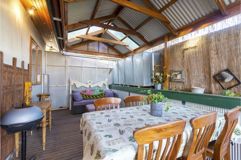 Rustic On 13th - Accommodation in Bendigo 9