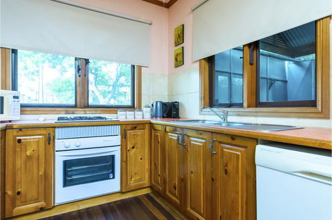 Rustic On 13th - Accommodation in Bendigo 6