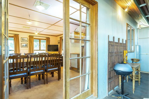 Rustic On 13th - Accommodation in Bendigo 11