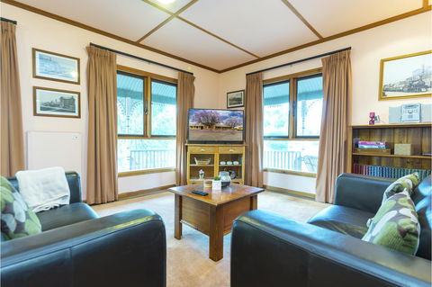 Rustic On 13th - Accommodation in Bendigo 4