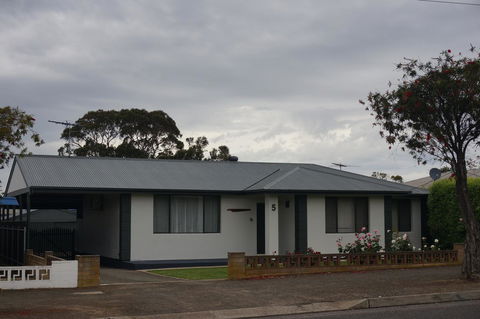 Kohinoor Getaway - Accommodation in Bendigo 0