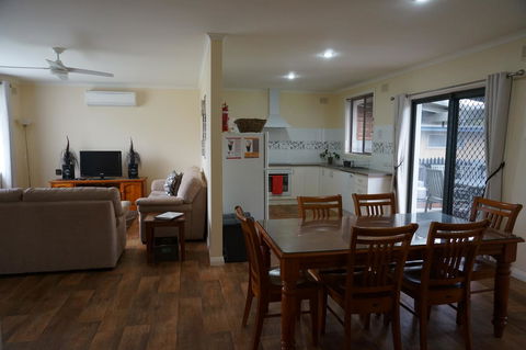 Kohinoor Getaway - Accommodation in Bendigo 1