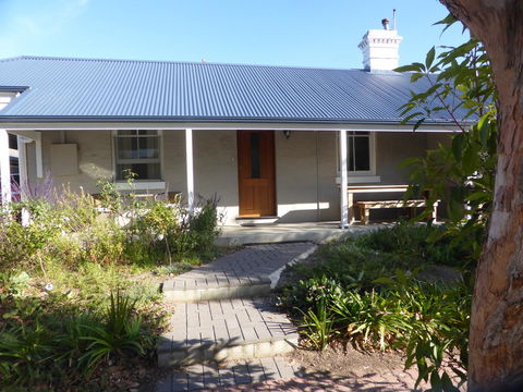 Penzance Cottage Glenelg - Accommodation in Bendigo 0