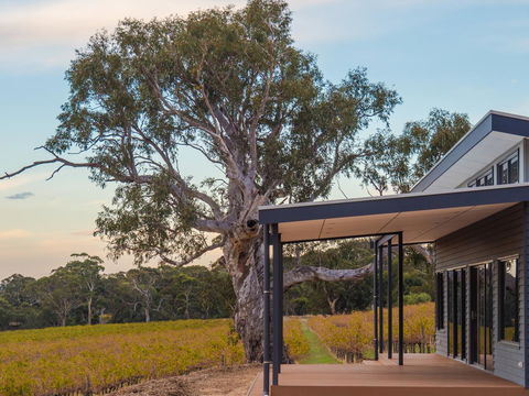 Shadow Creek McLaren Vale - Accommodation in Bendigo 19