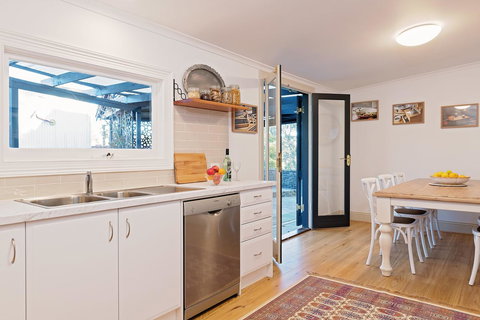 The Other House - Accommodation in Bendigo 11