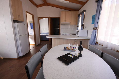 Ceduna Foreshore Caravan Park - Accommodation in Bendigo 2
