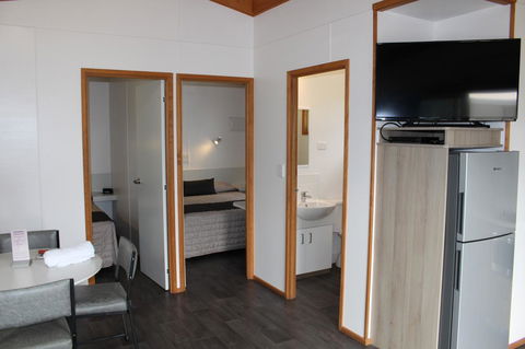 Ceduna Foreshore Caravan Park - Accommodation in Bendigo 9