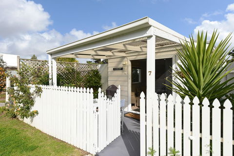 Wintergarden Beach Cabin - Accommodation in Bendigo 0