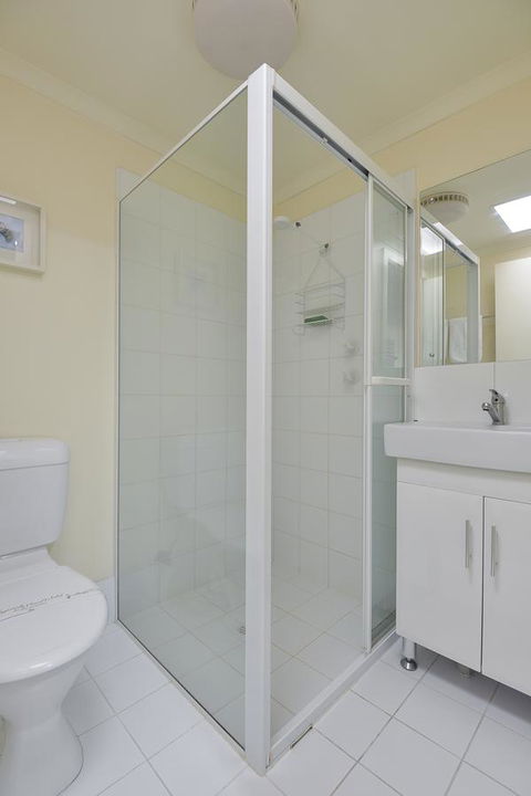 Wintergarden Beach Cabin - Accommodation in Bendigo 9