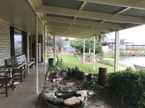 Hydeaway Bay - Own Private Bay + Kayaks - Accommodation in Bendigo 23