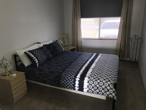 Hydeaway Bay - Own Private Bay + Kayaks - Accommodation in Bendigo 9