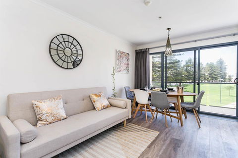 Heart Of Glenelg BnB - Accommodation in Bendigo 10