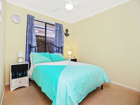 Lakeside - Encounter Bay - Accommodation in Bendigo 11