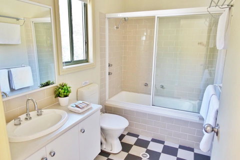 SkyView Villa - Accommodation in Bendigo 11