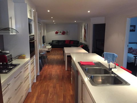 Home On Torrens - Accommodation in Bendigo 1