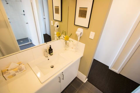 Coorong Waterfront Retreat - Accommodation in Bendigo 12