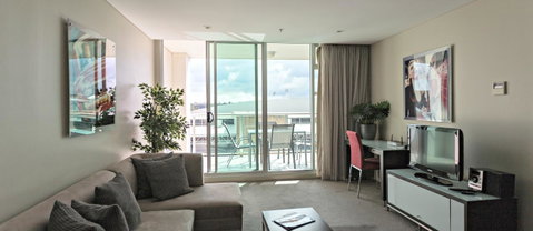 Adelaide DressCircle Apartments - North Terrace - Accommodation in Bendigo 2