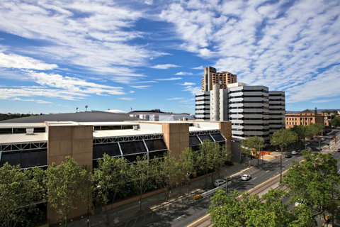 Adelaide DressCircle Apartments - North Terrace - Accommodation in Bendigo 35