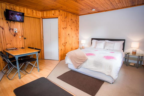 Seppelts View Cabins - Accommodation in Bendigo 34