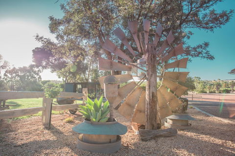 Seppelts View Cabins - Accommodation in Bendigo 11