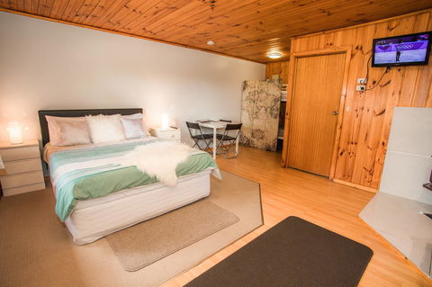 Seppelts View Cabins - Accommodation in Bendigo 21