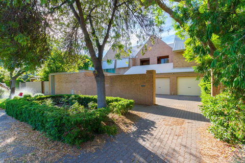 Adelaide Style Accommodation-Close To City-North Adelaide-3 Bdrm- FREE Parking - Accommodation in Bendigo 22