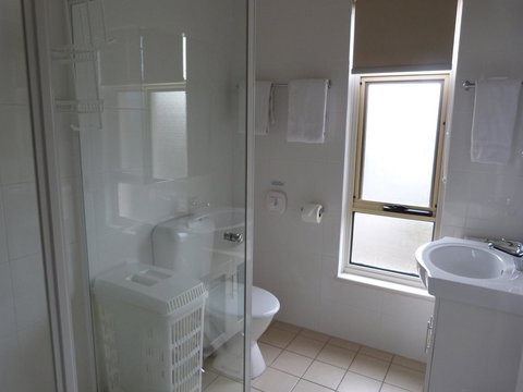 Glenelg Holiday Apartments - Corfu - Accommodation in Bendigo 14