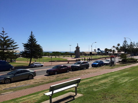 Adelaide - Semaphore Beach Front - Accommodation in Bendigo 24