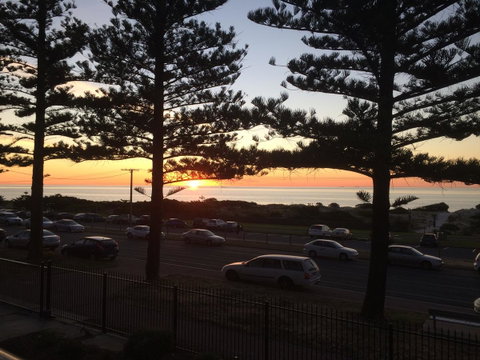 Adelaide - Semaphore Beach Front - Accommodation in Bendigo 7