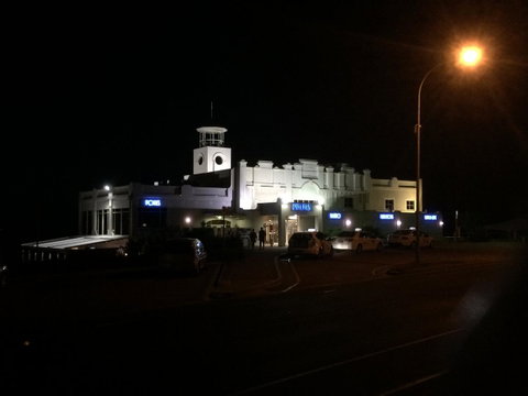 Adelaide - Semaphore Beach Front - Accommodation in Bendigo 22