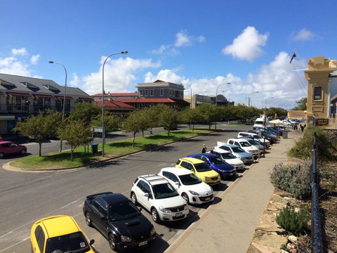 Adelaide - Semaphore Beach Front - Accommodation in Bendigo 26