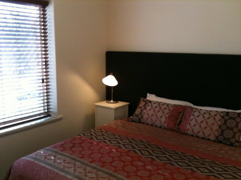 Adelaide - Semaphore Beach Front - Accommodation in Bendigo 13