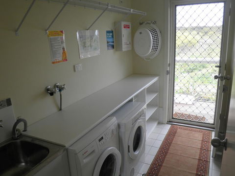 The Haven - Island Beach - Accommodation in Bendigo 7